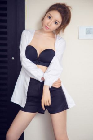 天下第一社区在线视频WWW_1080免费在线播放